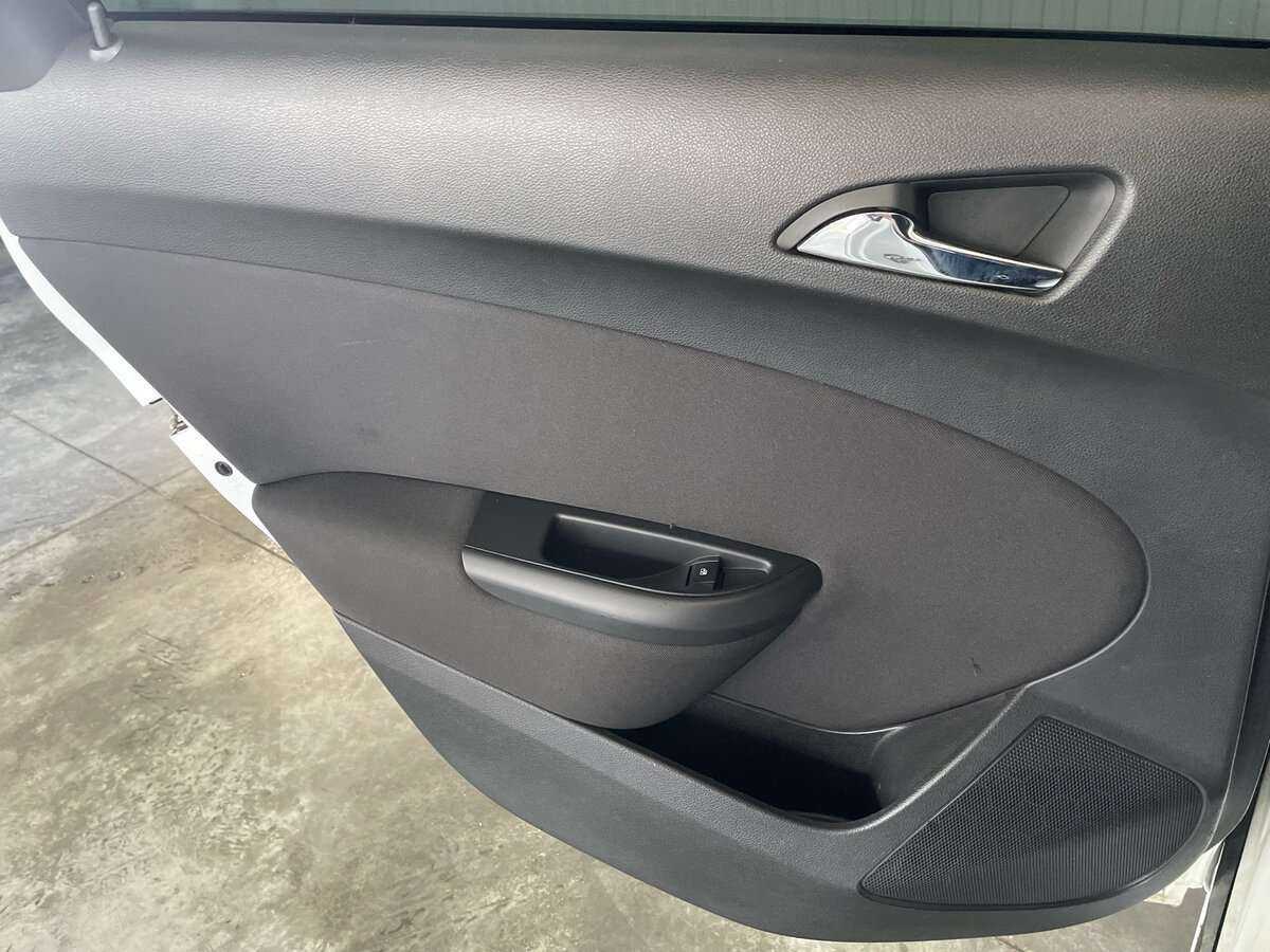 Купить Opel Astra с пробегом. Фото: #20