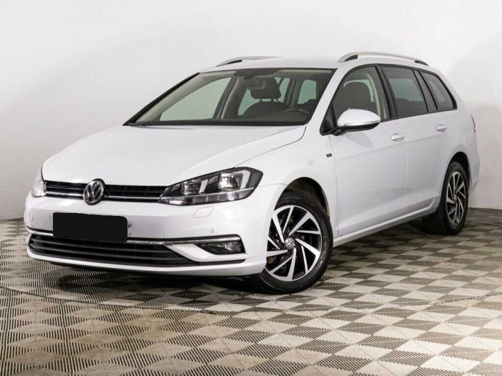 Купить Volkswagen Golf с пробегом. Фото: #0