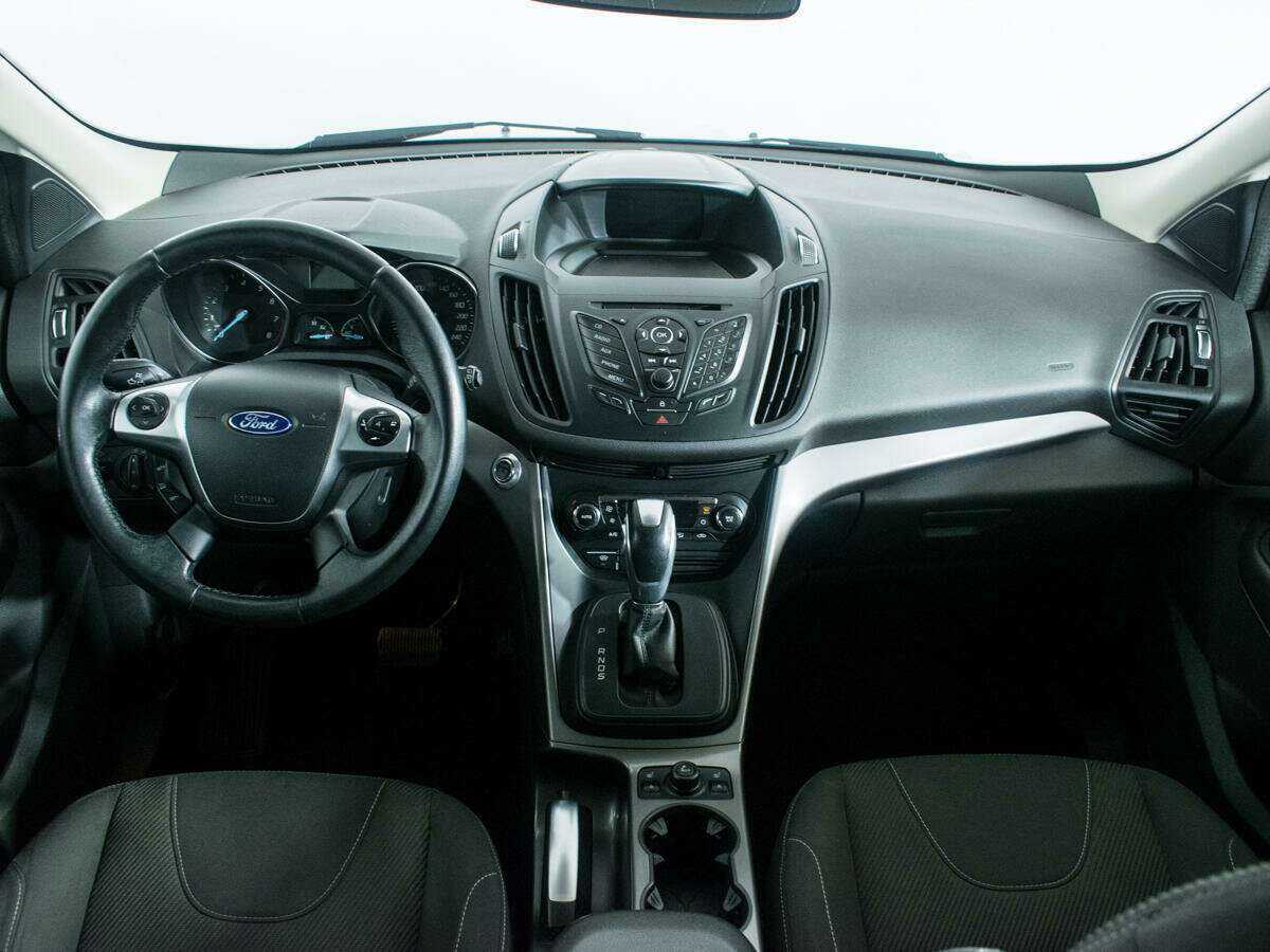 Купить Ford Kuga с пробегом. Фото: #11
