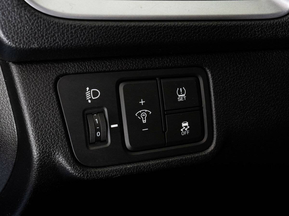 Купить Hyundai Solaris с пробегом. Фото: #14