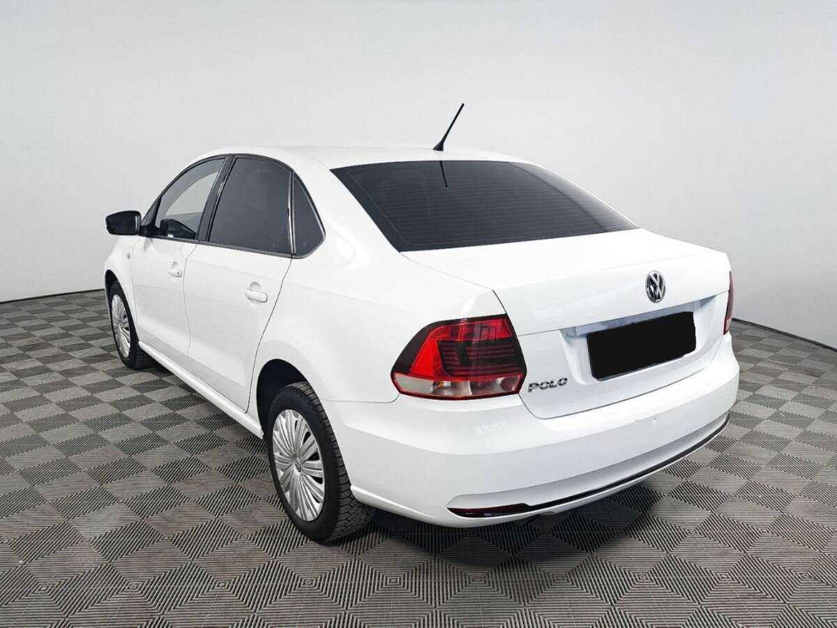 Купить Volkswagen Polo с пробегом. Фото: #6