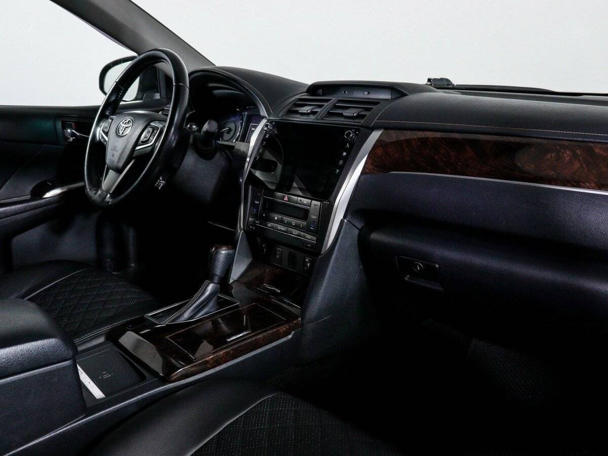 Купить Toyota Camry с пробегом. Фото: #6
