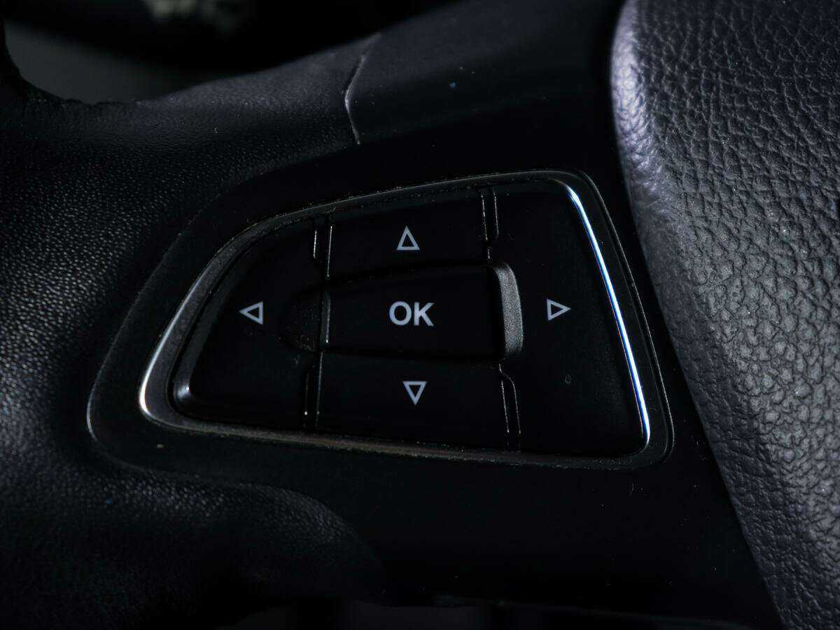 Купить Ford Focus с пробегом. Фото: #16