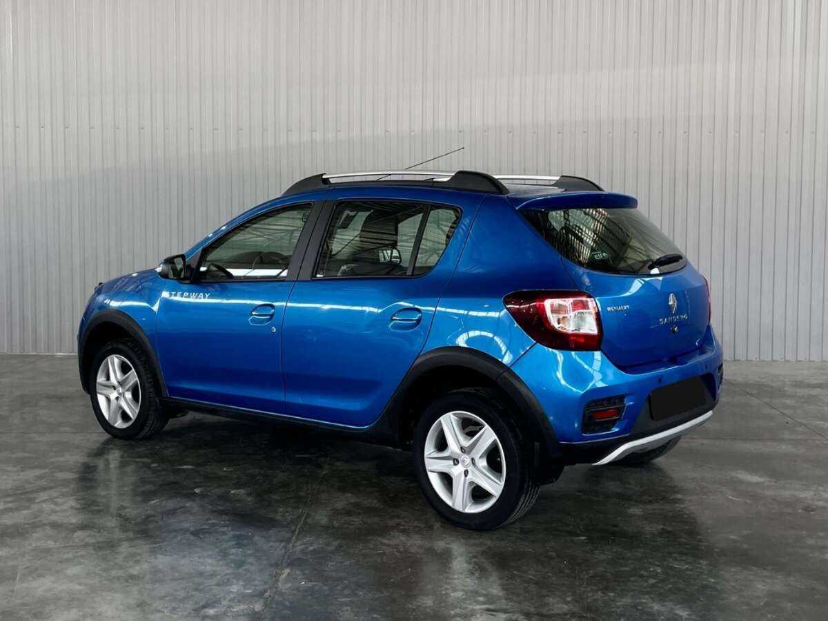 Купить Renault Sandero с пробегом. Фото: #6