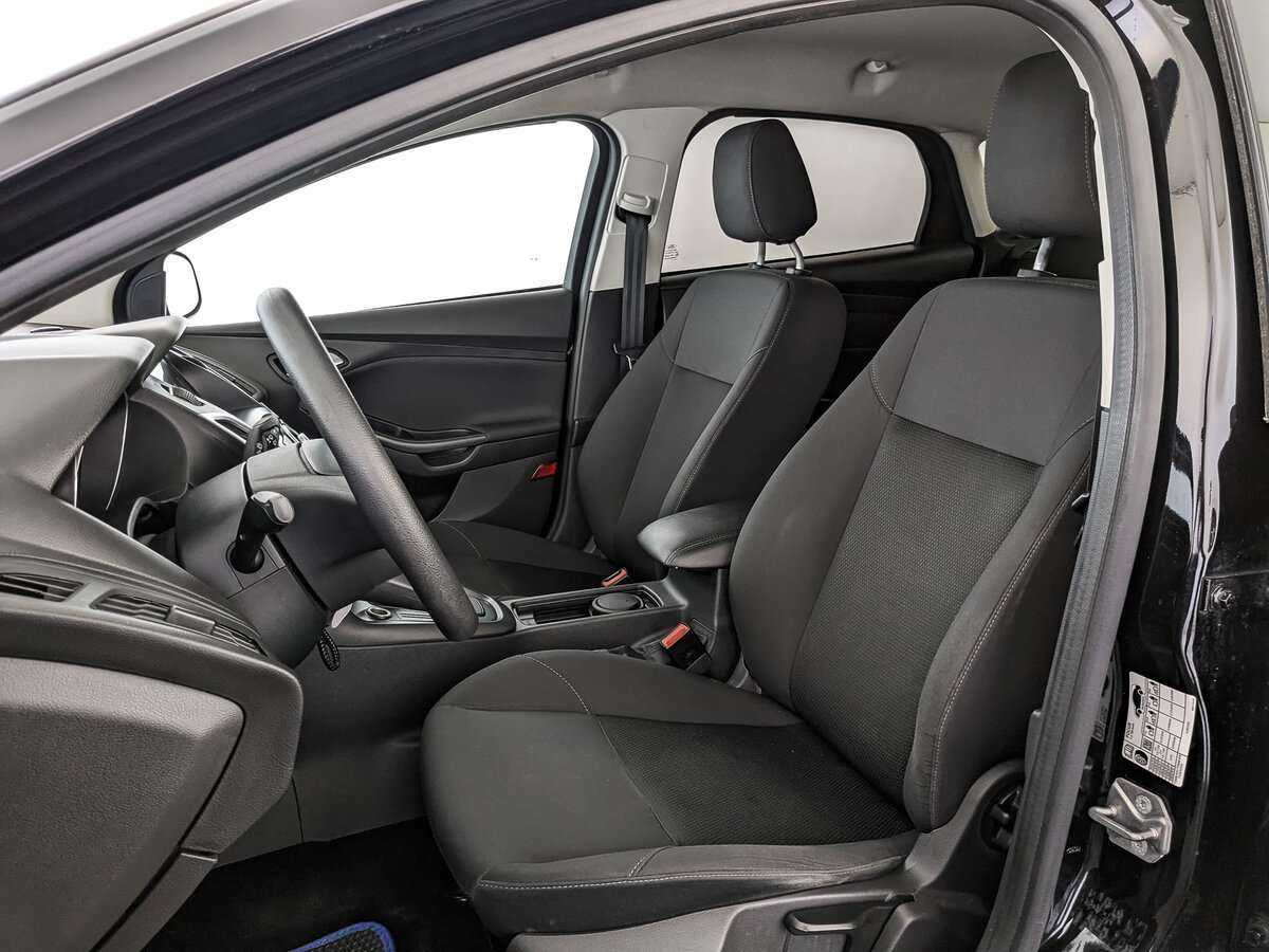 Купить Ford Focus с пробегом. Фото: #15