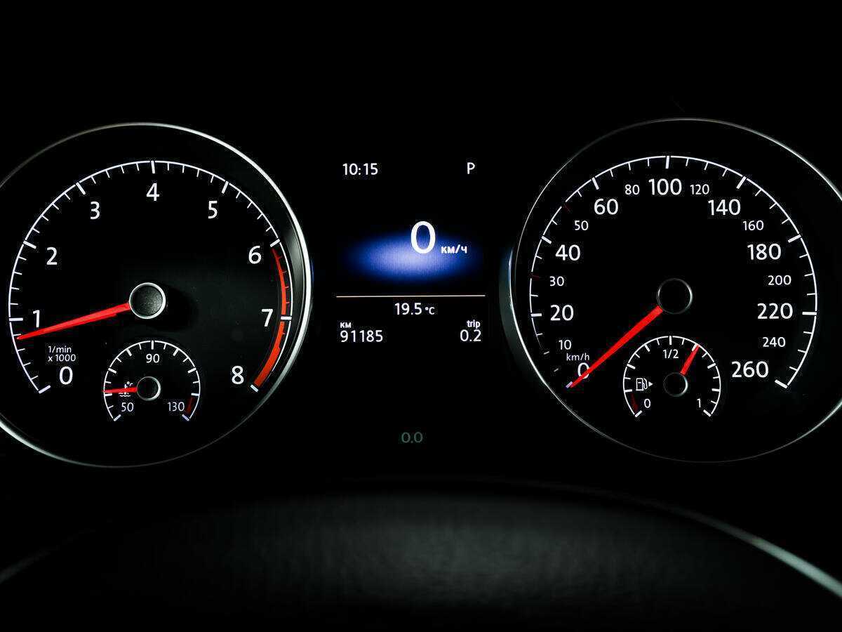 Купить Volkswagen Golf с пробегом. Фото: #9