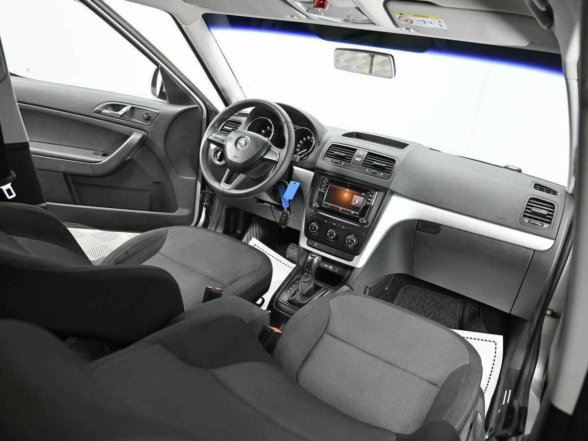 Купить Skoda Yeti с пробегом. Фото: #7