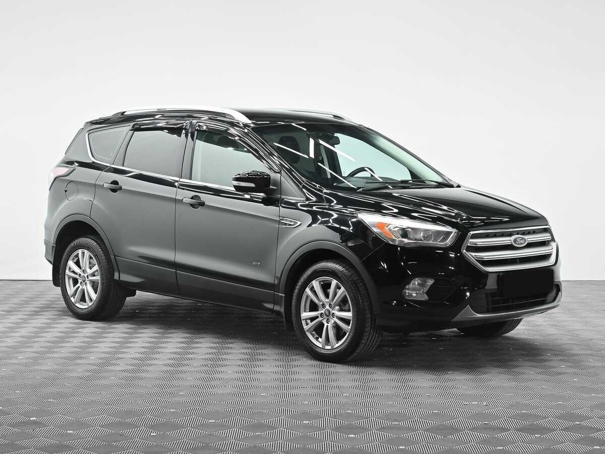 Купить Ford Kuga с пробегом. Фото: #1