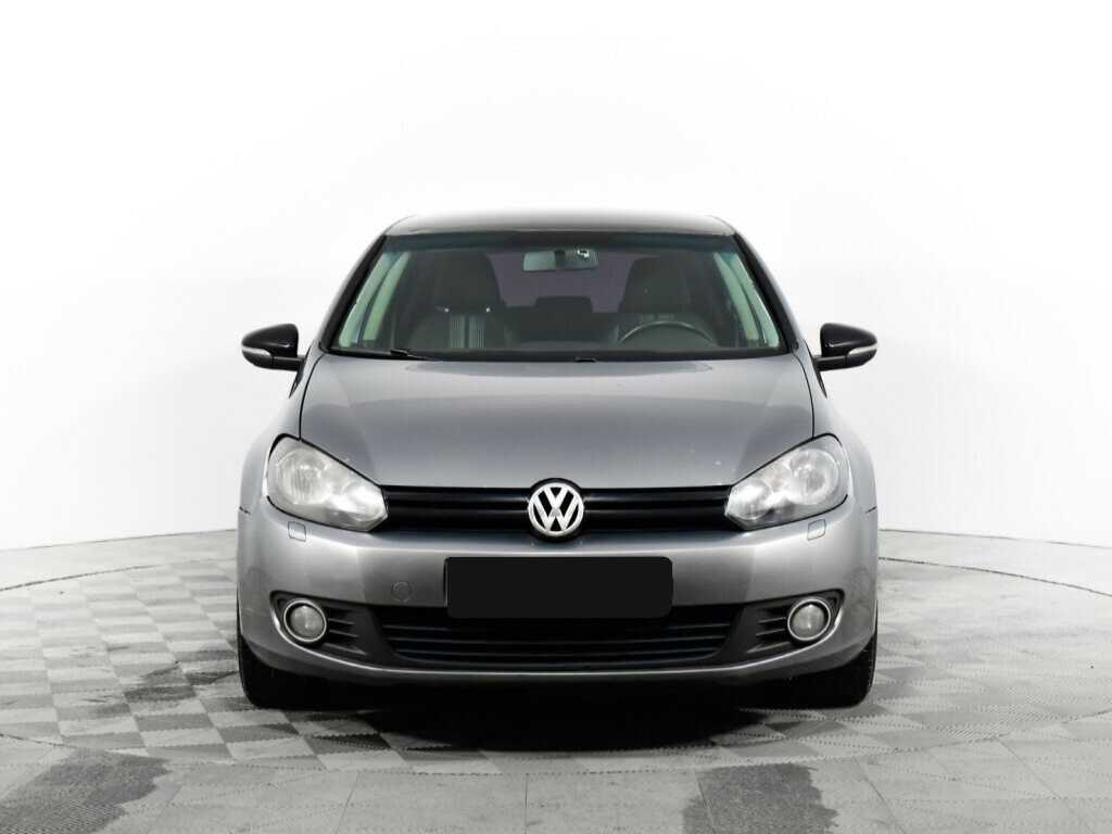 Купить Volkswagen Golf с пробегом. Фото: #1