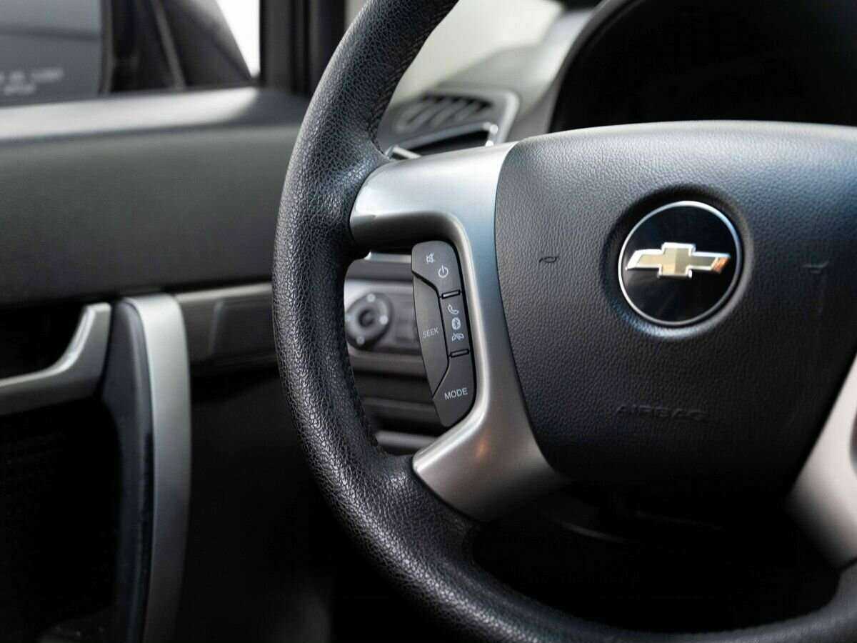 Купить Chevrolet Captiva с пробегом. Фото: #12