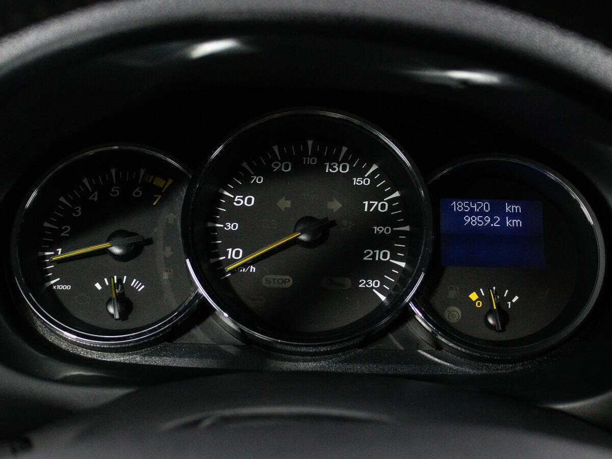 Купить Renault Megane с пробегом. Фото: #11