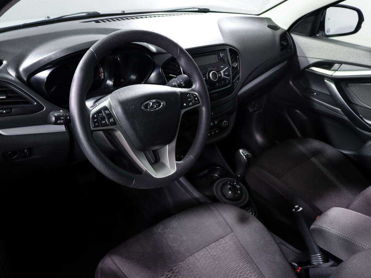 Купить Lada (ВАЗ) Vesta с пробегом. Фото: #11