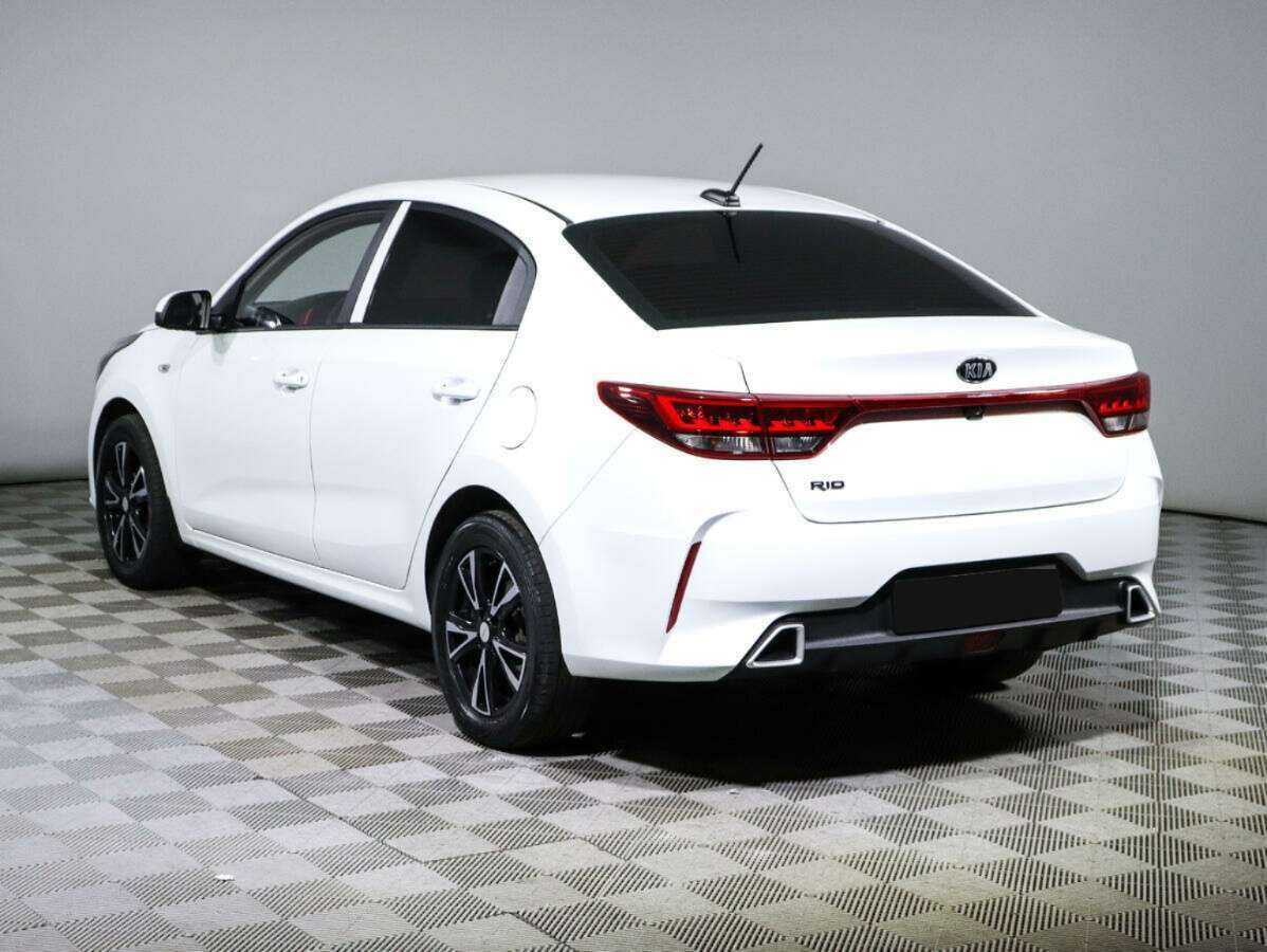Купить Kia Rio с пробегом. Фото: #5