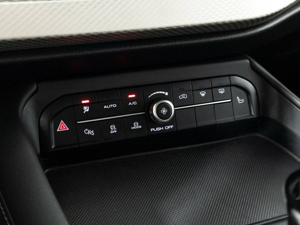 Купить Haval F7 с пробегом. Фото: #17