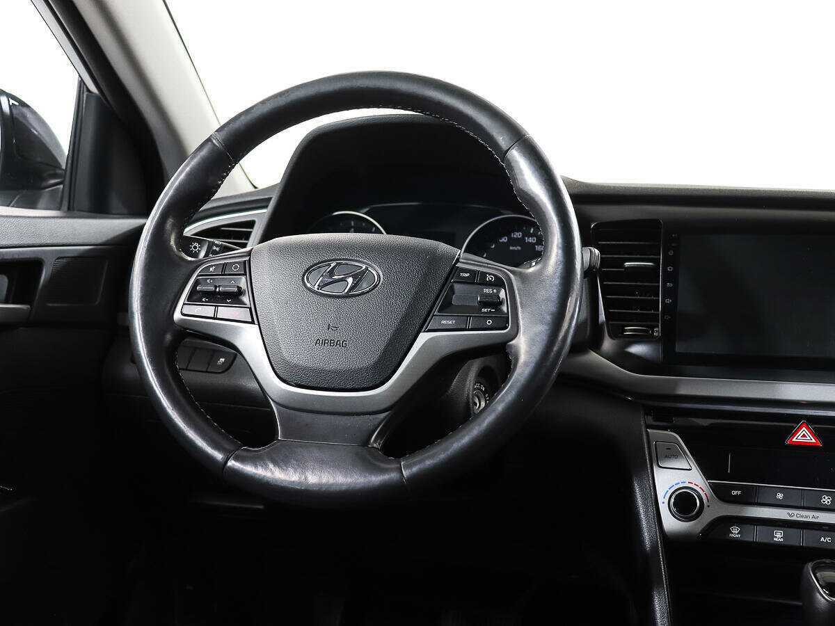 Купить Hyundai Elantra с пробегом. Фото: #12