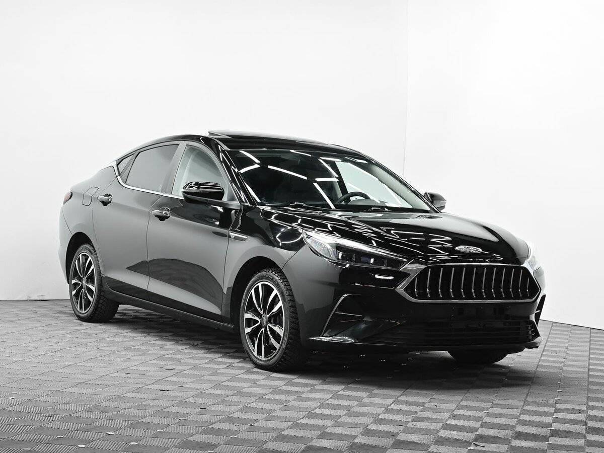 Купить JAC J7 с пробегом. Фото: #1