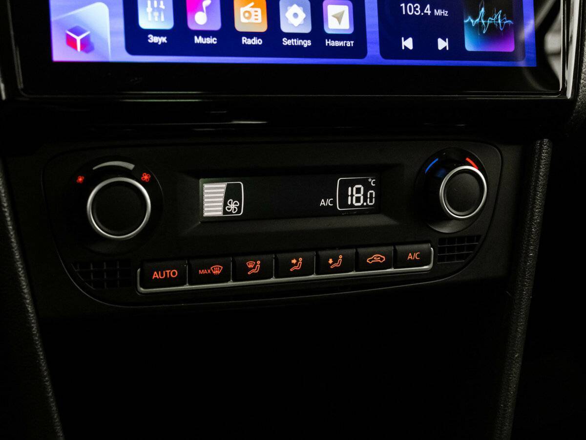 Купить Volkswagen Polo с пробегом. Фото: #10