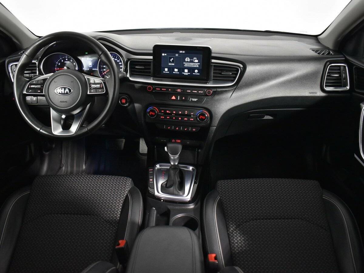 Купить Kia Ceed с пробегом. Фото: #10