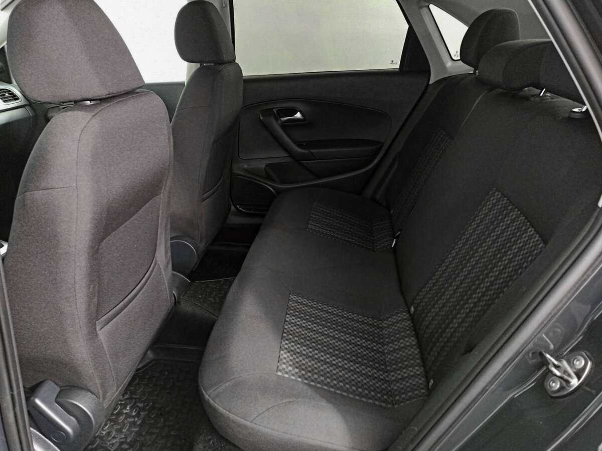 Купить Volkswagen Polo с пробегом. Фото: #9