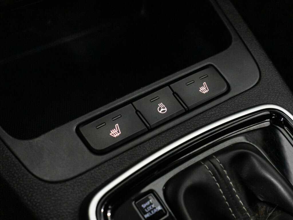 Купить Kia Rio с пробегом. Фото: #16