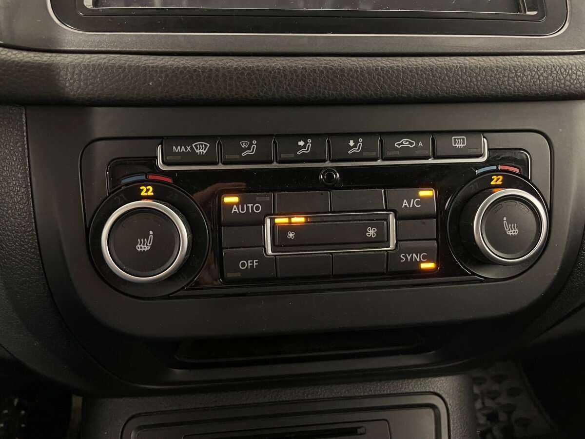 Купить Volkswagen Tiguan с пробегом. Фото: #13