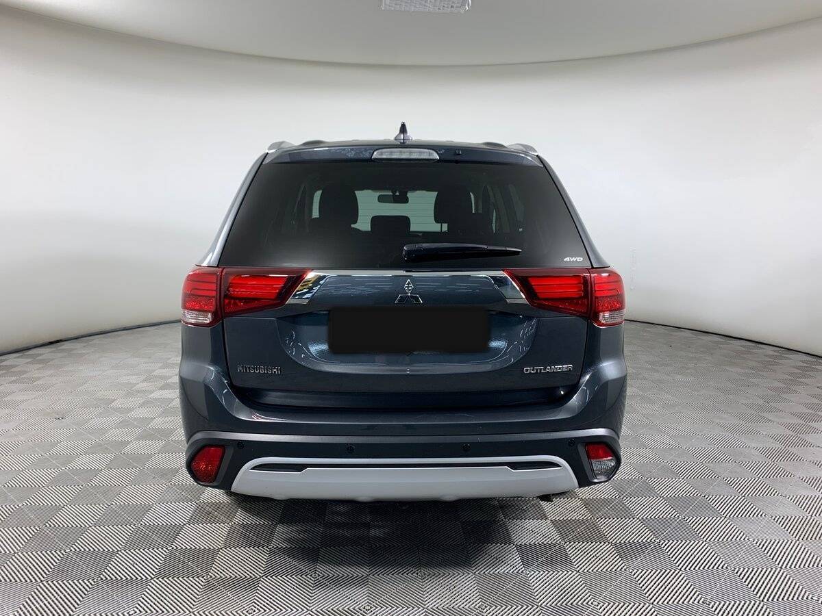 Купить Mitsubishi Outlander с пробегом. Фото: #5