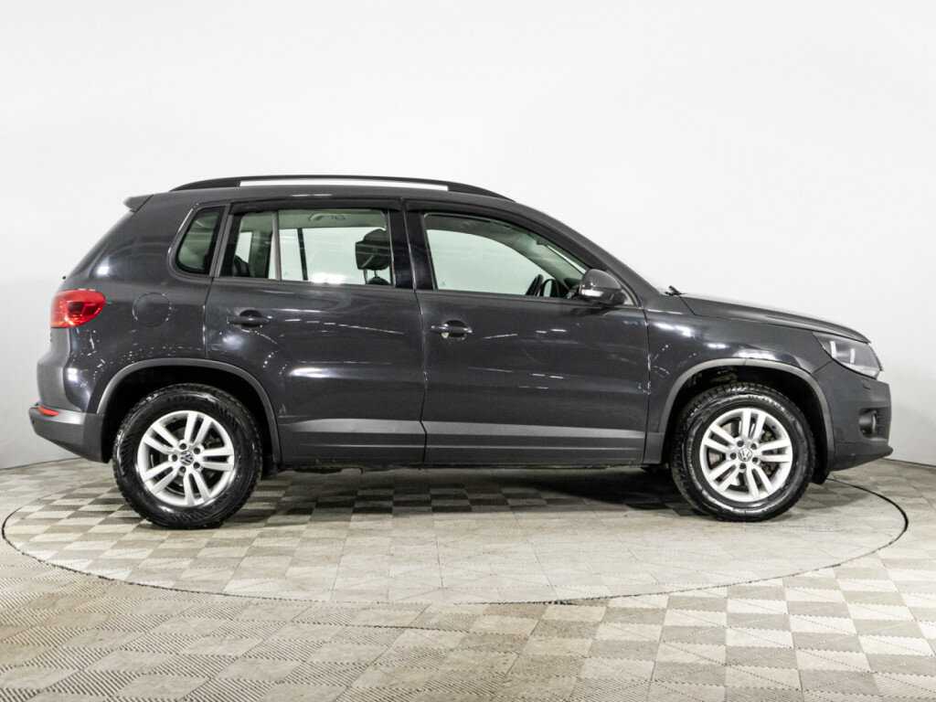 Купить Volkswagen Tiguan с пробегом. Фото: #3