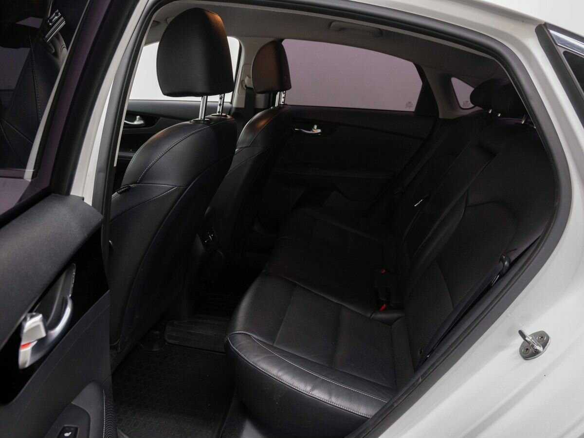 Купить Kia Cerato с пробегом. Фото: #8
