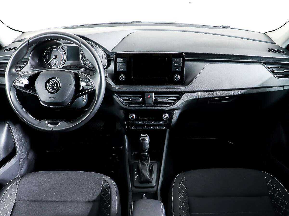 Купить Skoda Rapid с пробегом. Фото: #10