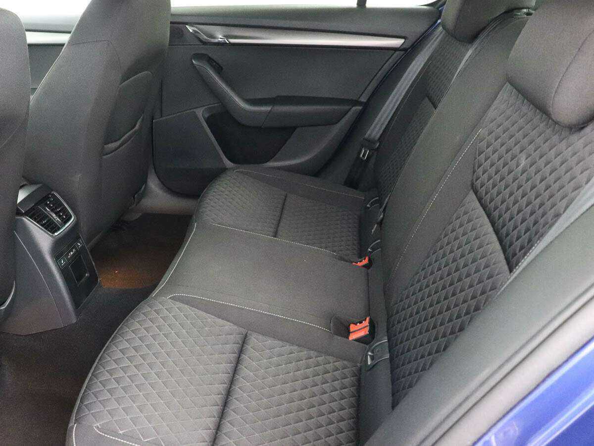 Купить Skoda Octavia с пробегом. Фото: #8