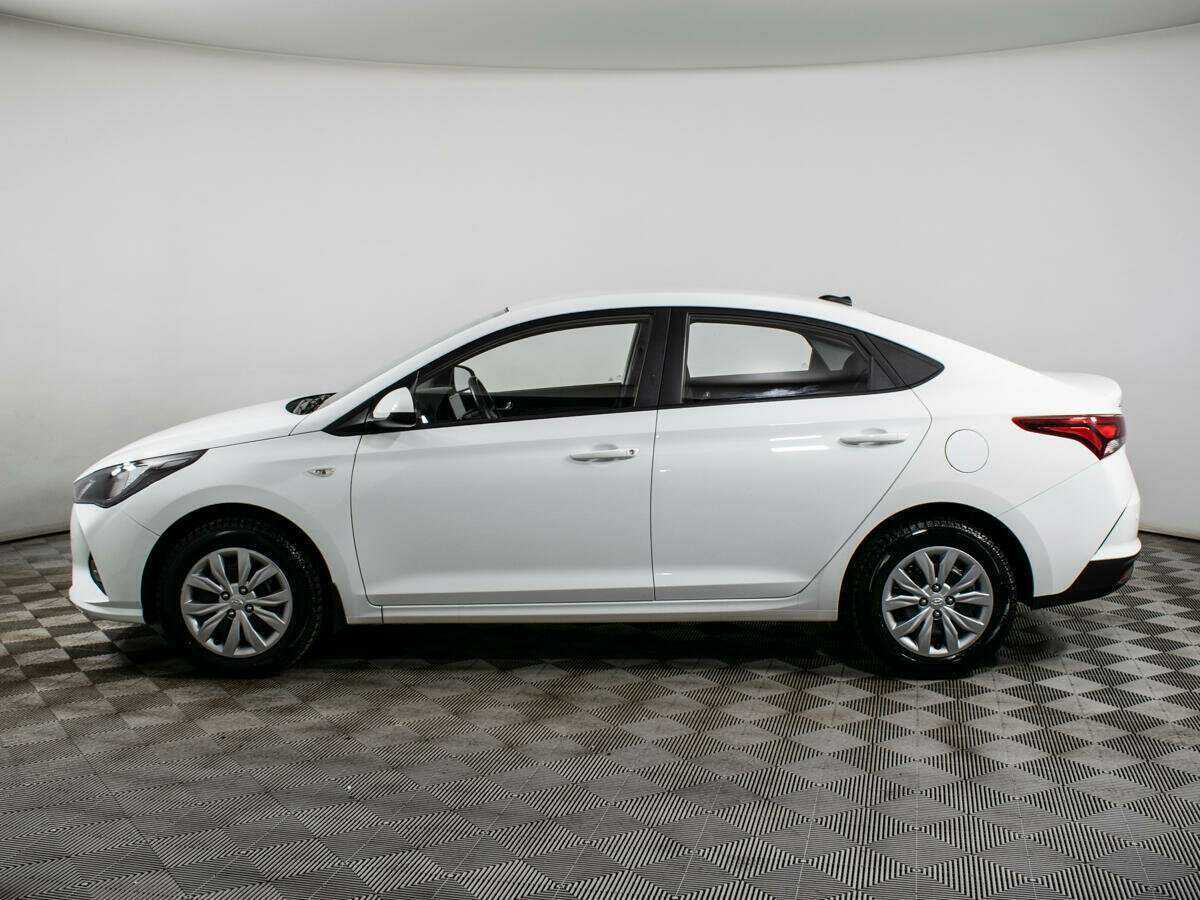 Купить Hyundai Solaris с пробегом. Фото: #6