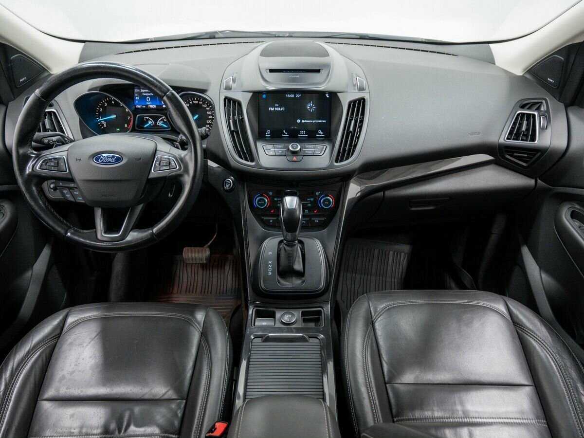 Купить Ford Kuga с пробегом. Фото: #9