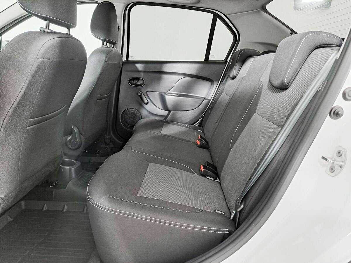 Купить Renault Logan с пробегом. Фото: #9