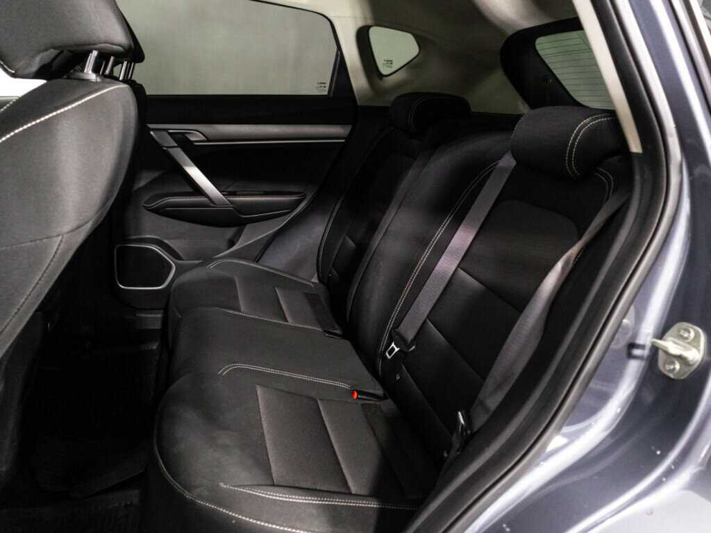 Купить Geely Coolray с пробегом. Фото: #9