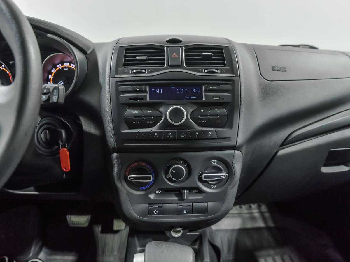 Купить Lada (ВАЗ) Granta с пробегом. Фото: #8