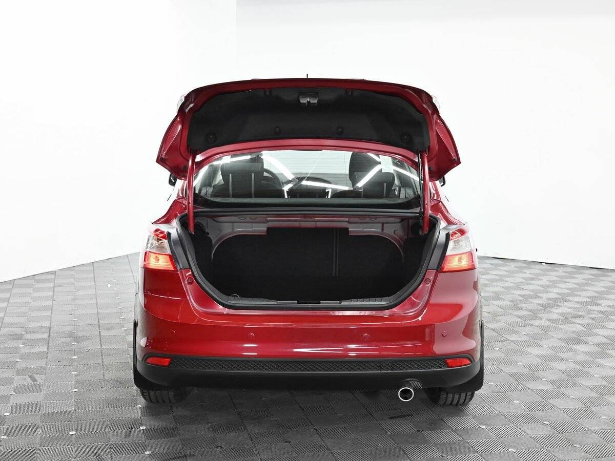 Купить Ford Focus с пробегом. Фото: #4