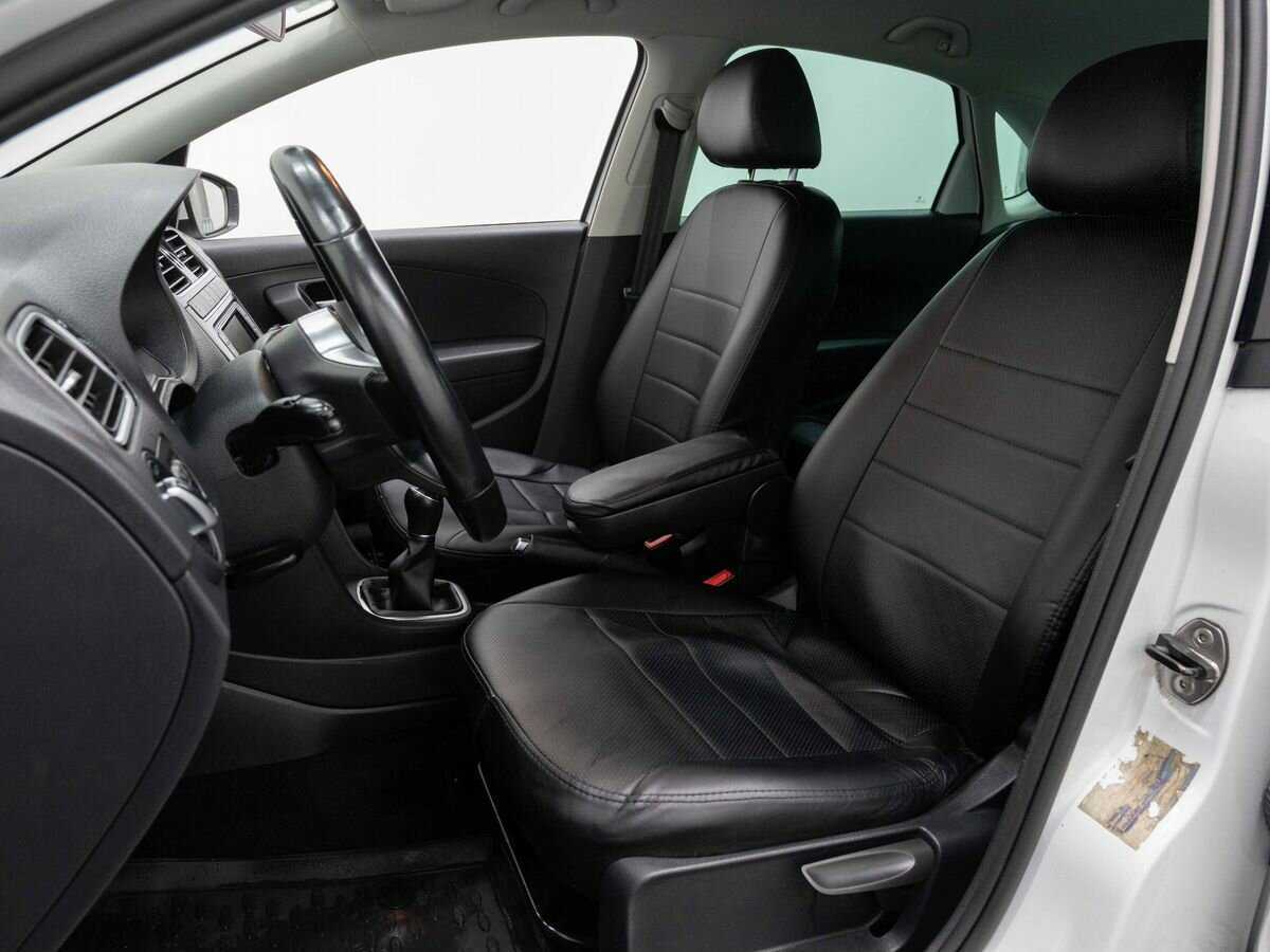 Купить Volkswagen Polo с пробегом. Фото: #8