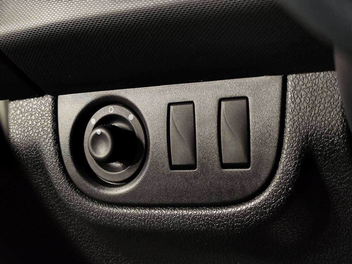 Купить Renault Logan с пробегом. Фото: #14