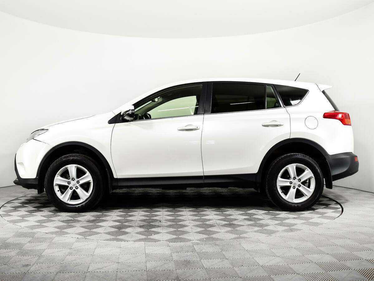 Купить Toyota RAV4 с пробегом. Фото: #7