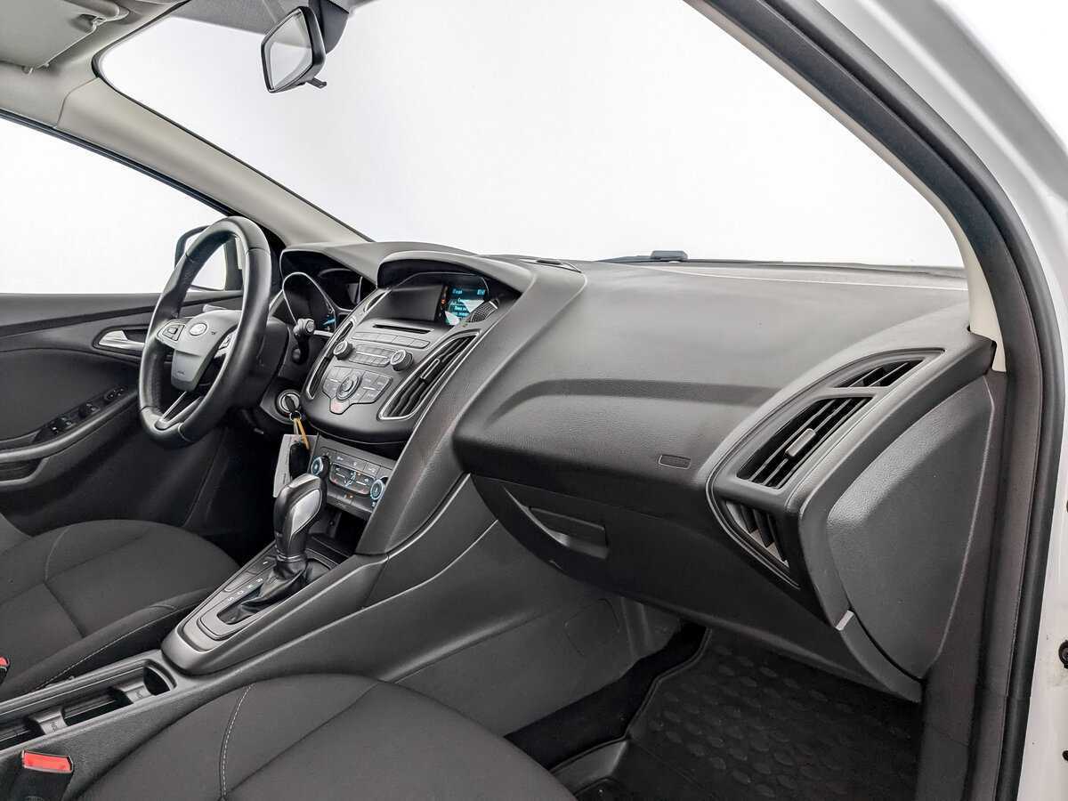 Купить Ford Focus с пробегом. Фото: #10
