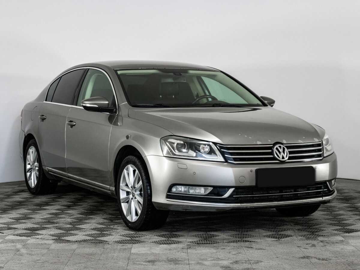 Купить Volkswagen Passat с пробегом. Фото: #2