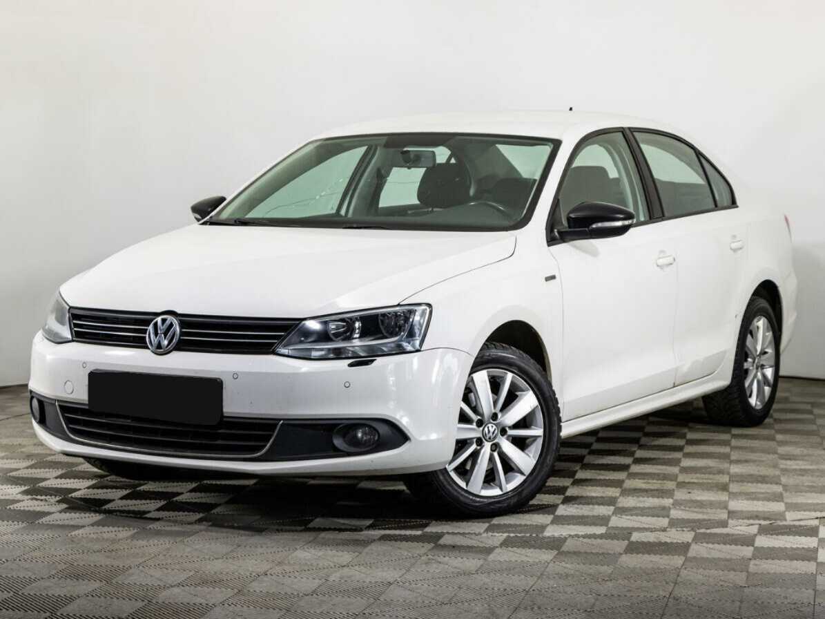 Купить Volkswagen Jetta с пробегом. Посмотреть фото
