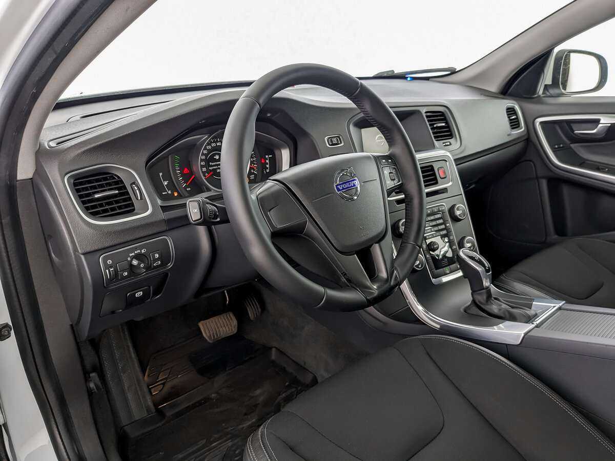 Купить Volvo S60 с пробегом. Фото: #13