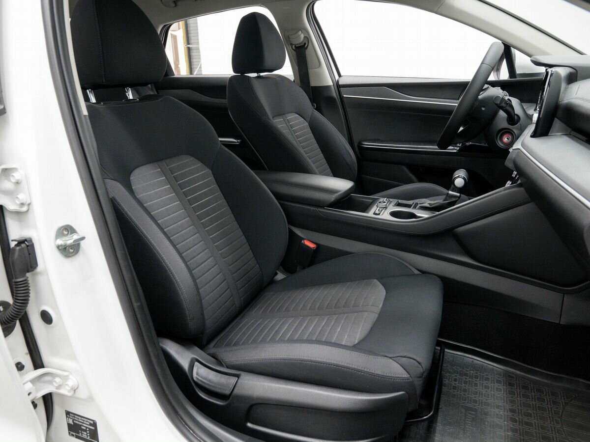 Купить Kia K5 с пробегом. Фото: #7