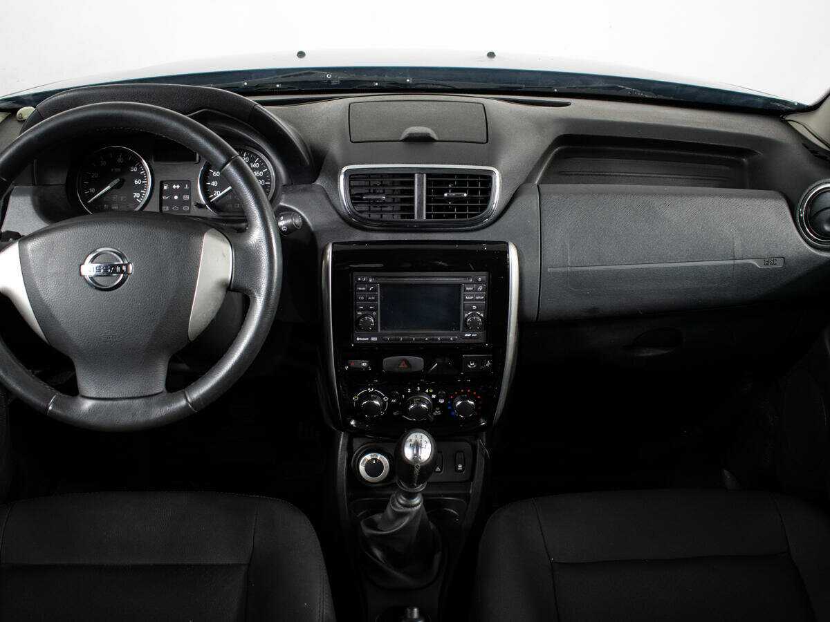 Купить Nissan Terrano с пробегом. Фото: #11