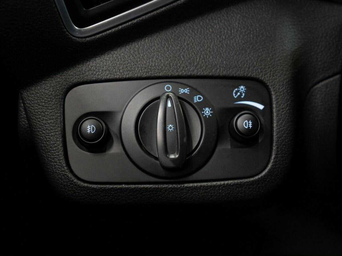 Купить Ford Kuga с пробегом. Фото: #15