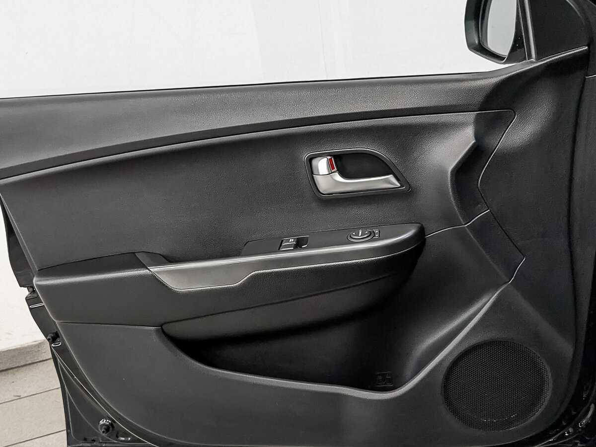 Купить Kia Rio с пробегом. Фото: #18