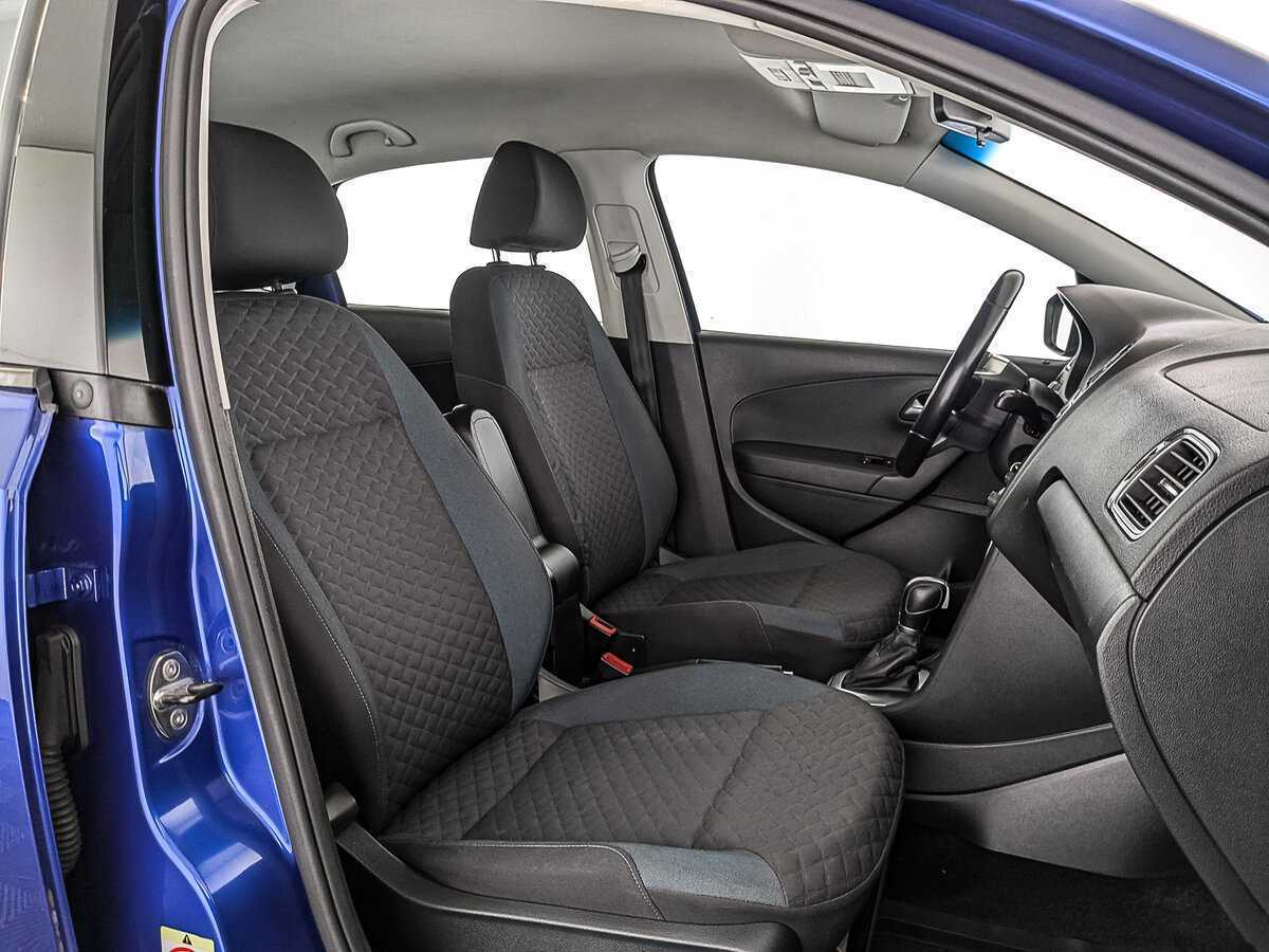 Купить Volkswagen Polo с пробегом. Фото: #23