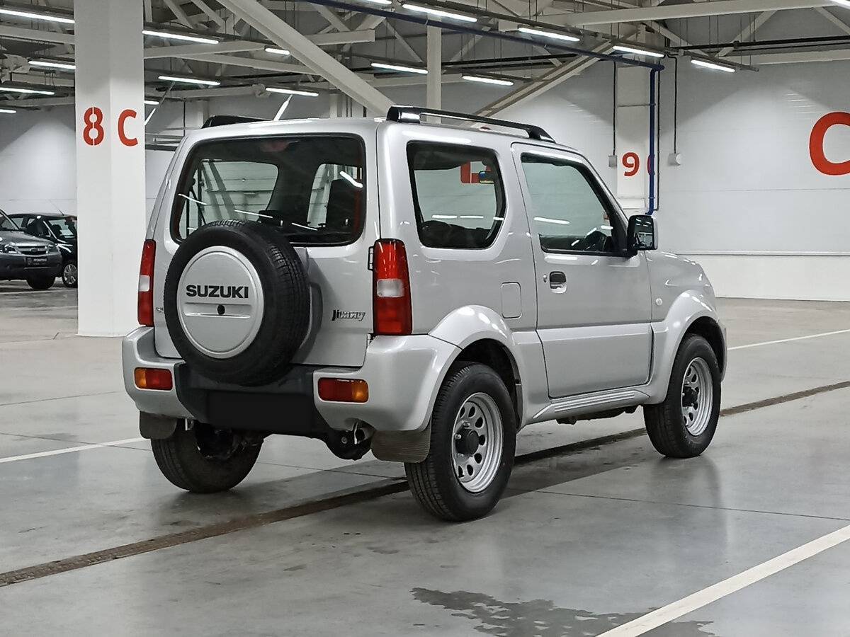 Купить Suzuki Jimny с пробегом. Фото: #4