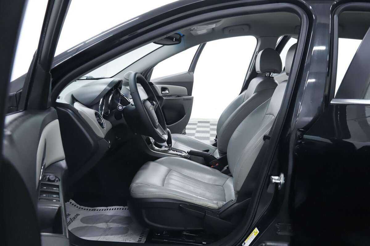 Купить Chevrolet Cruze с пробегом. Фото: #6